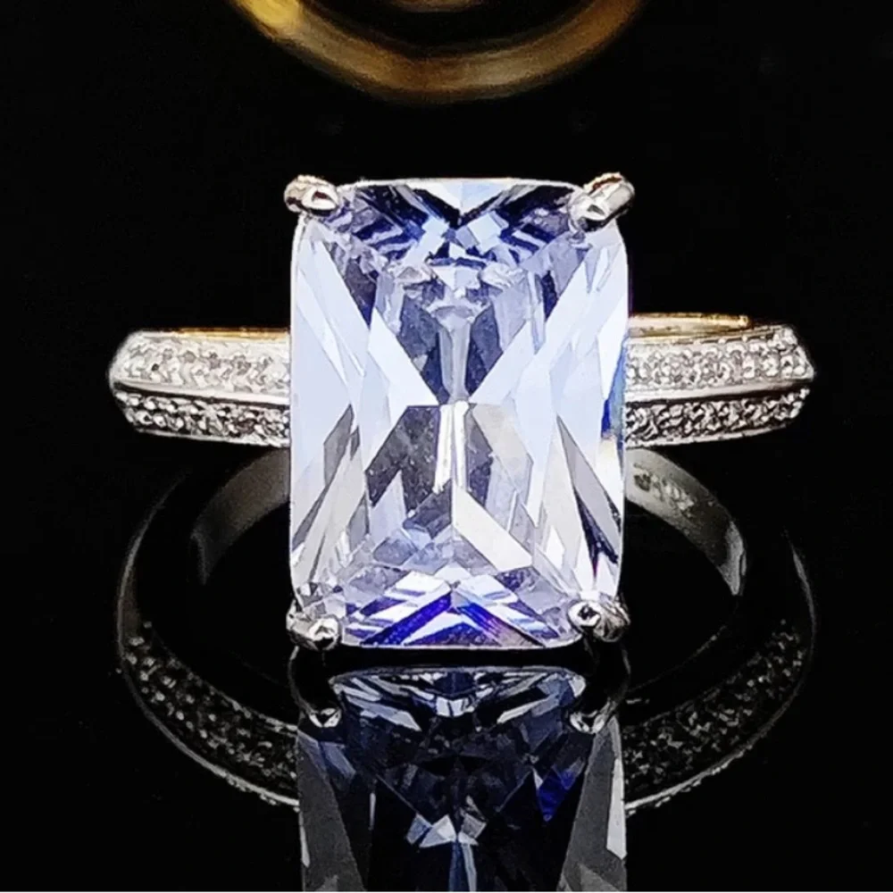 NEW LUXURY 925 STERLING SILVER DIAMOND ENGAGEMENT RING, CUTE RING, SHINY RING. - Picture 2 of 7